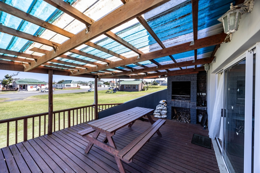 3 Bedroom Property for Sale in Kidds Beach Eastern Cape